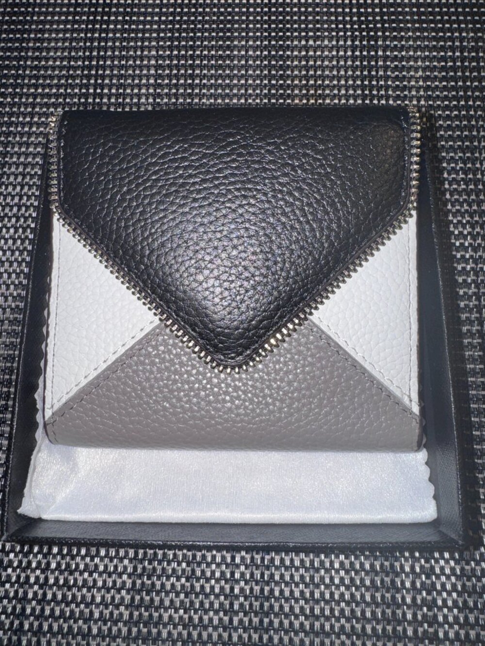 Dante RFID wallet